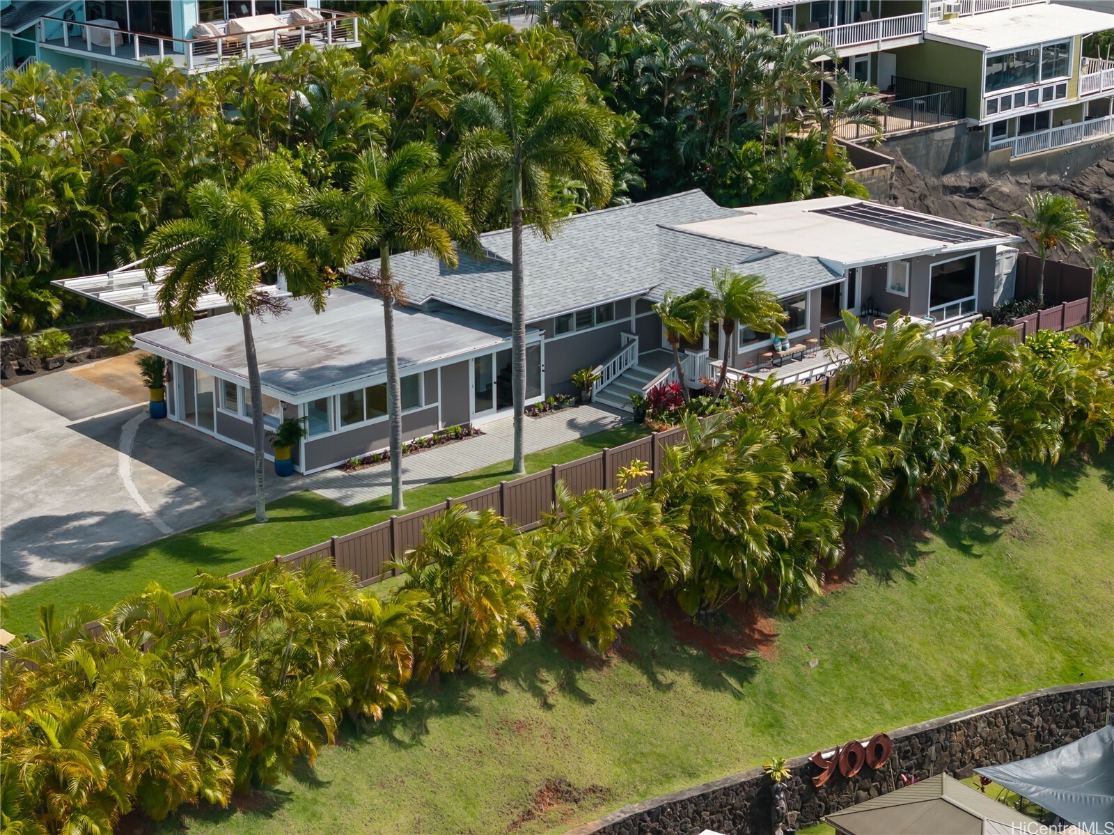 Property Photo: 44-102 Kauinohea Place HI 96744