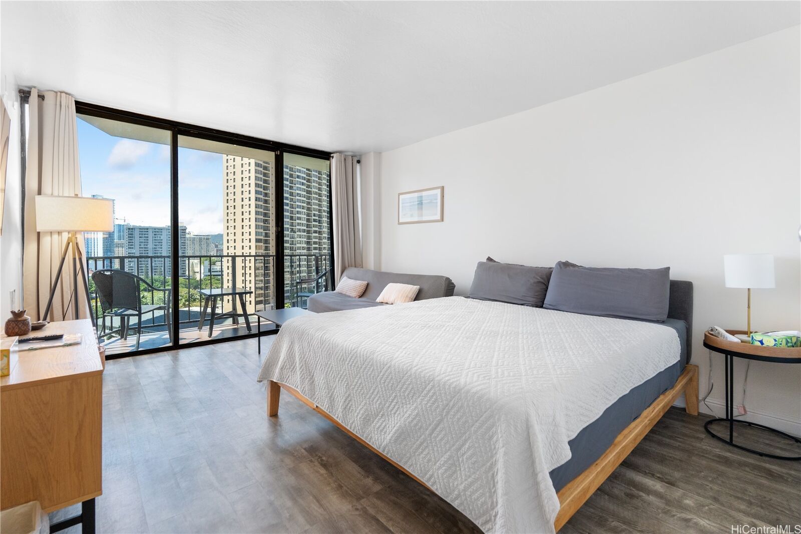 Property Photo:  1850 Ala Moana Boulevard 911  HI 96815 