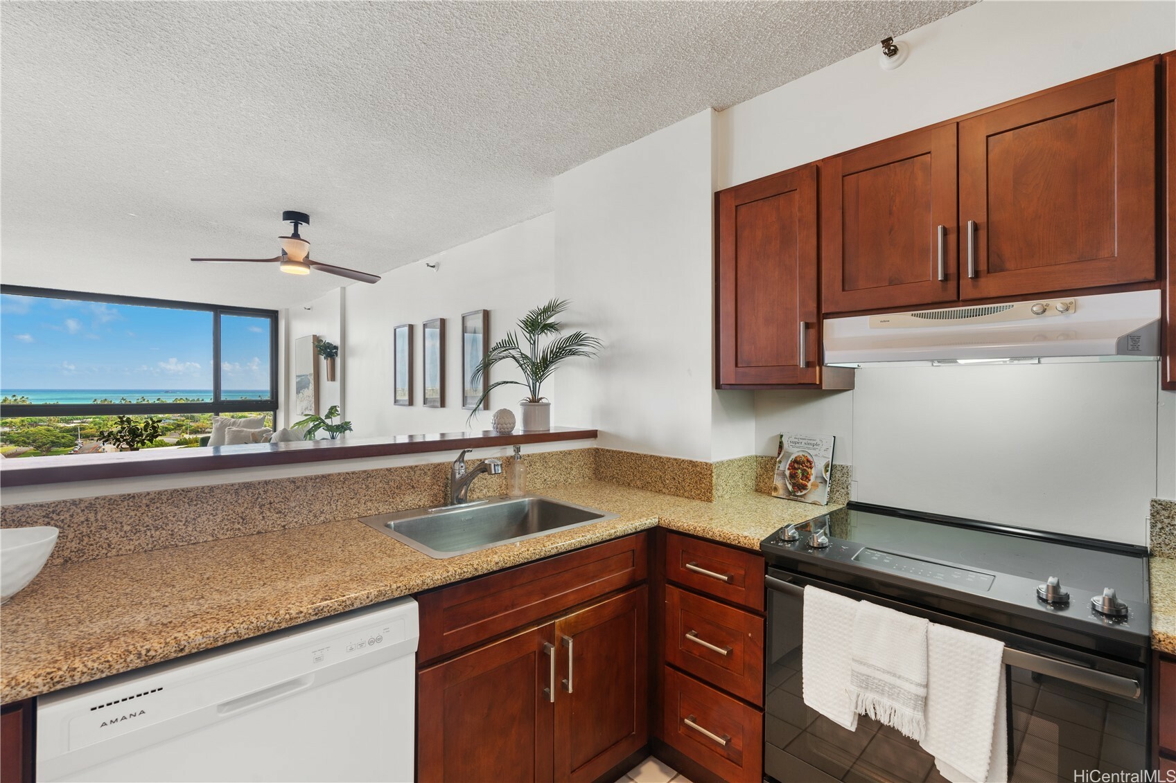 Property Photo: 322 Aoloa Street 1403 HI 96734