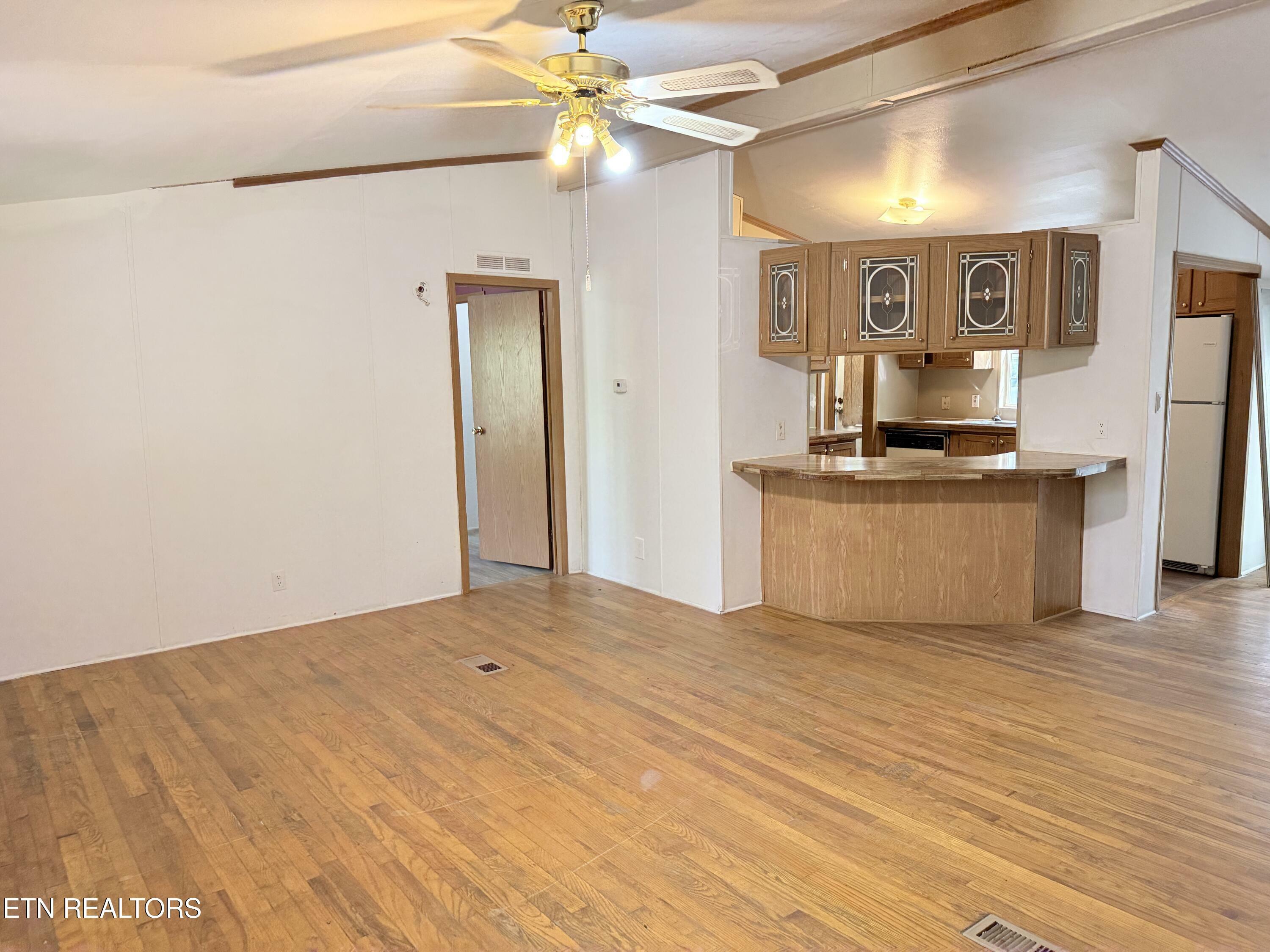 Property Photo: 807 Little Dogwood Rd TN 37763