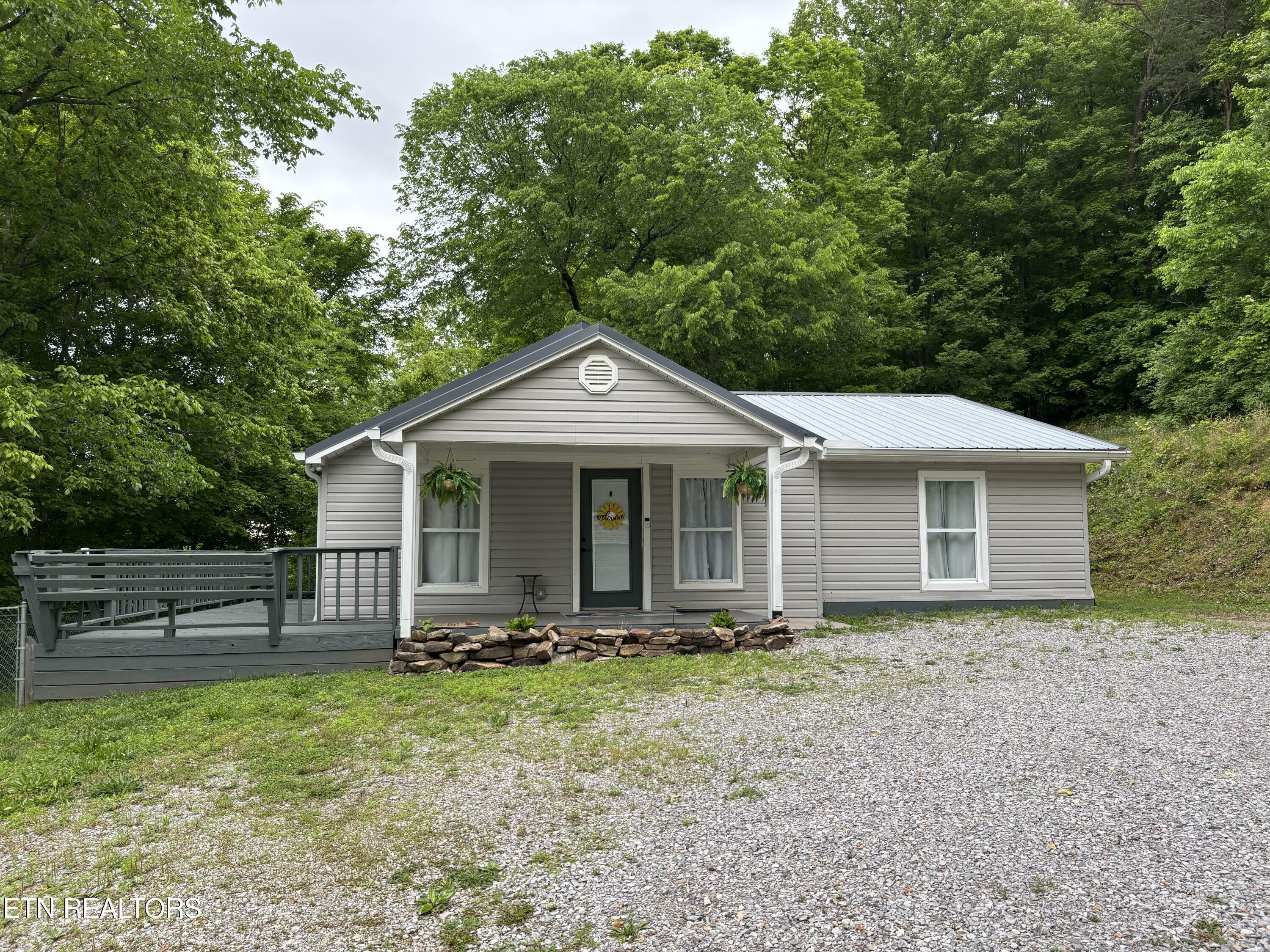 Property Photo: 4802 Brown Gap Rd TN 37918