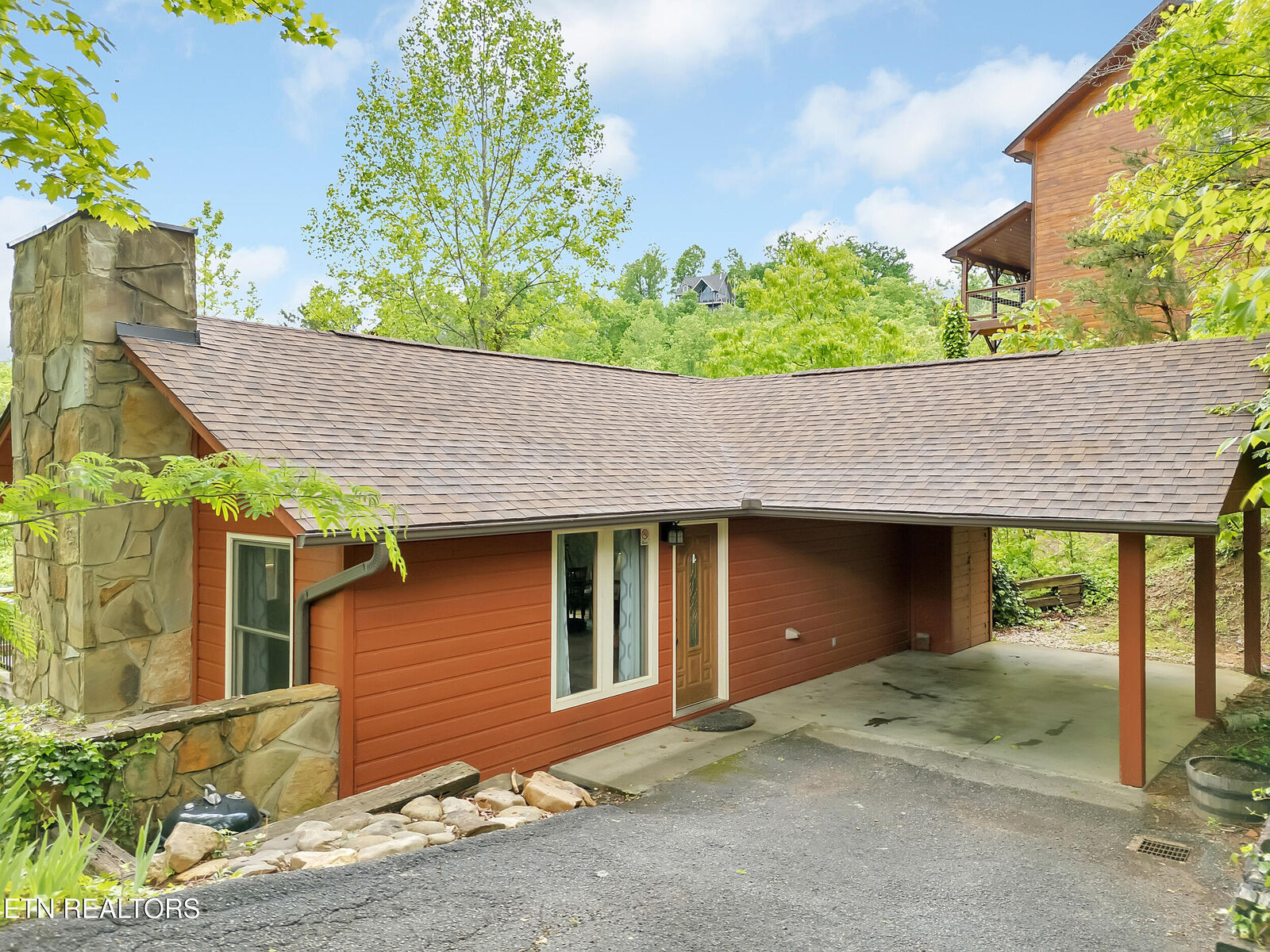 Property Photo:  846 Vixen Run  TN 37738 
