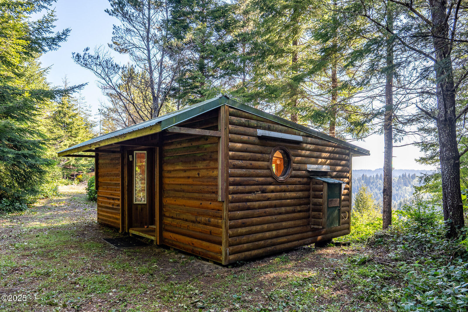 Property Photo:  000121129 S Beaver Creek Road  OR 97376 