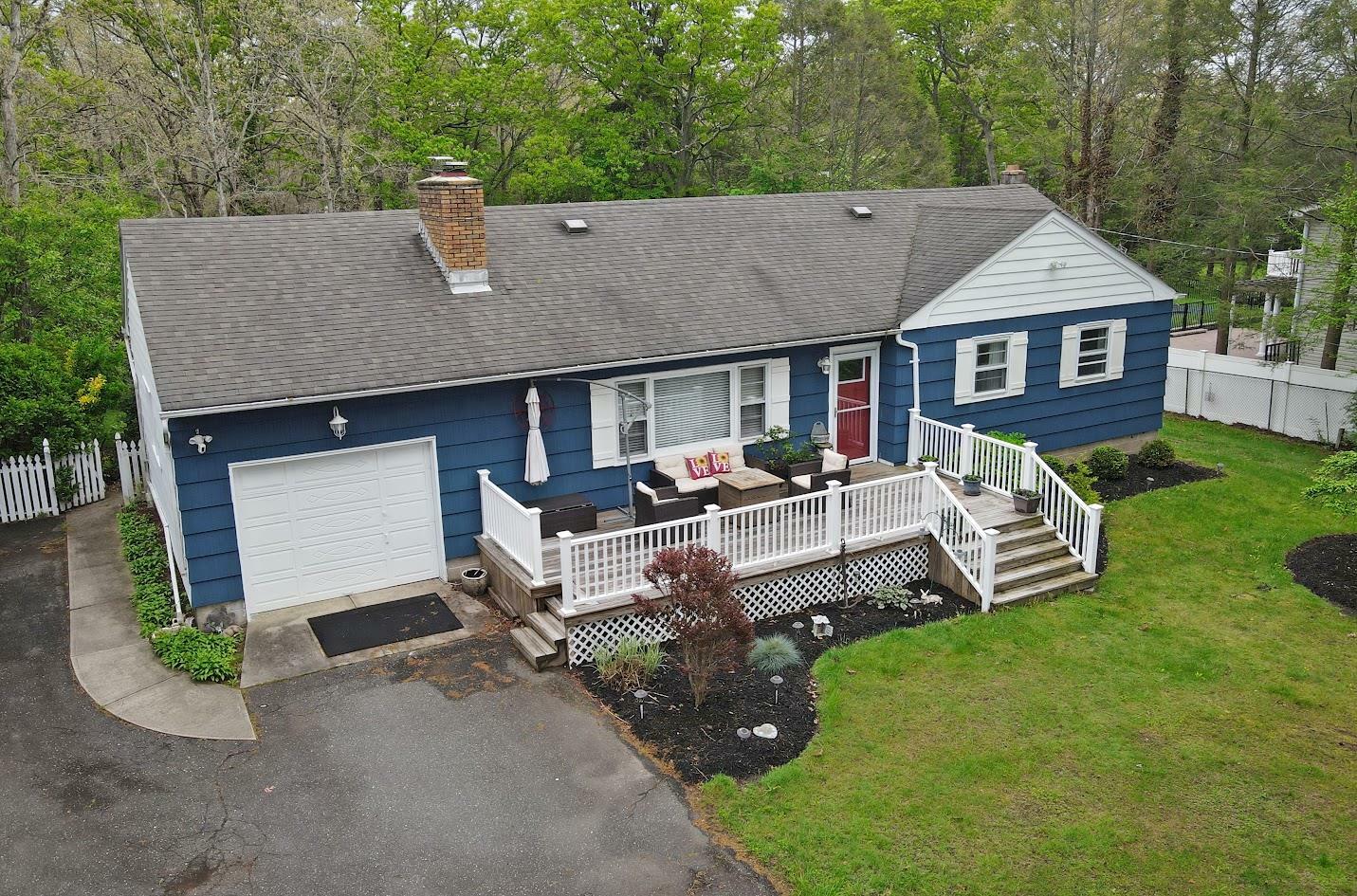 Property Photo: 125 Chestnut Street NY 11766