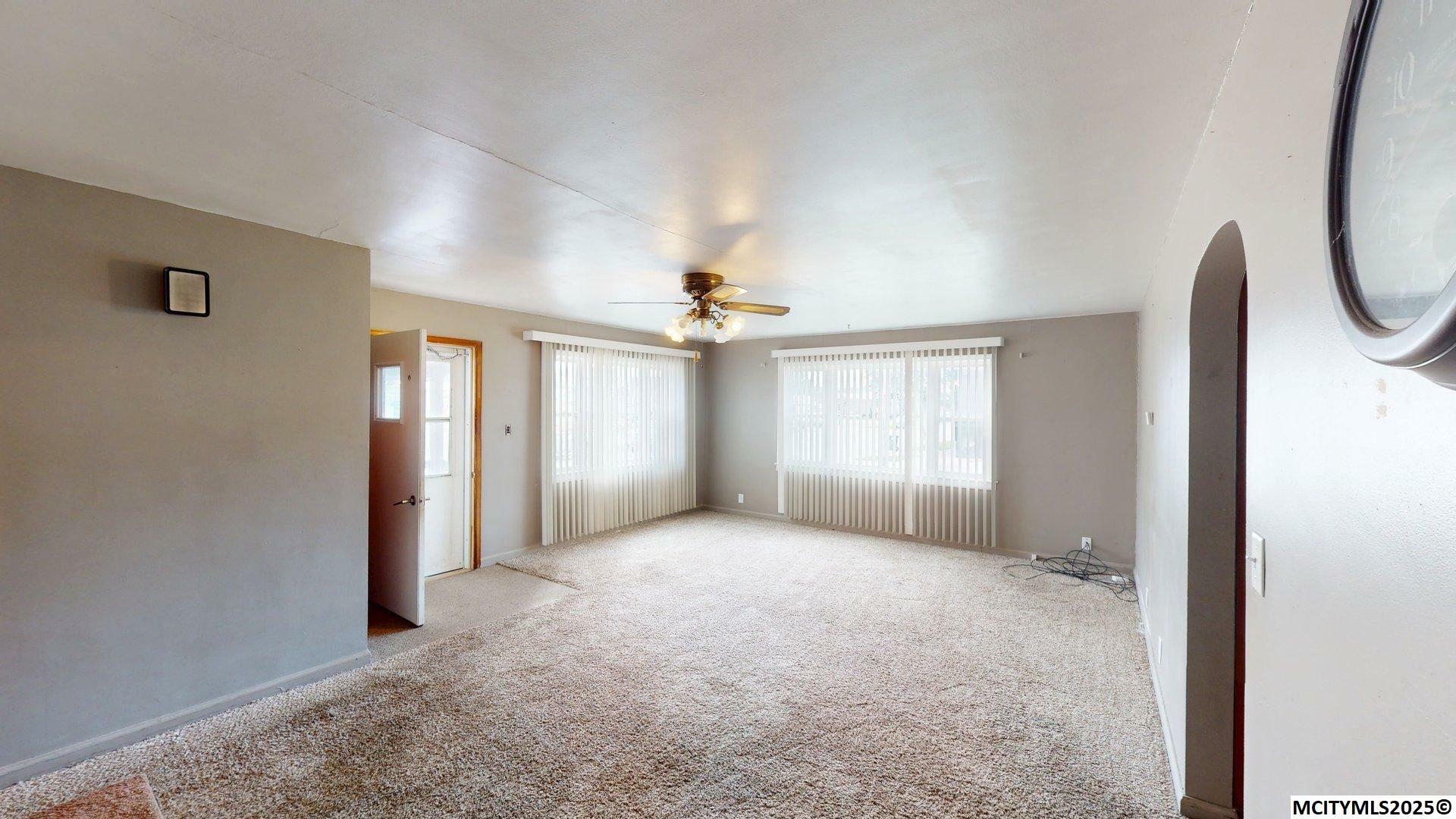 Property Photo: 223 N 1st IA 50636