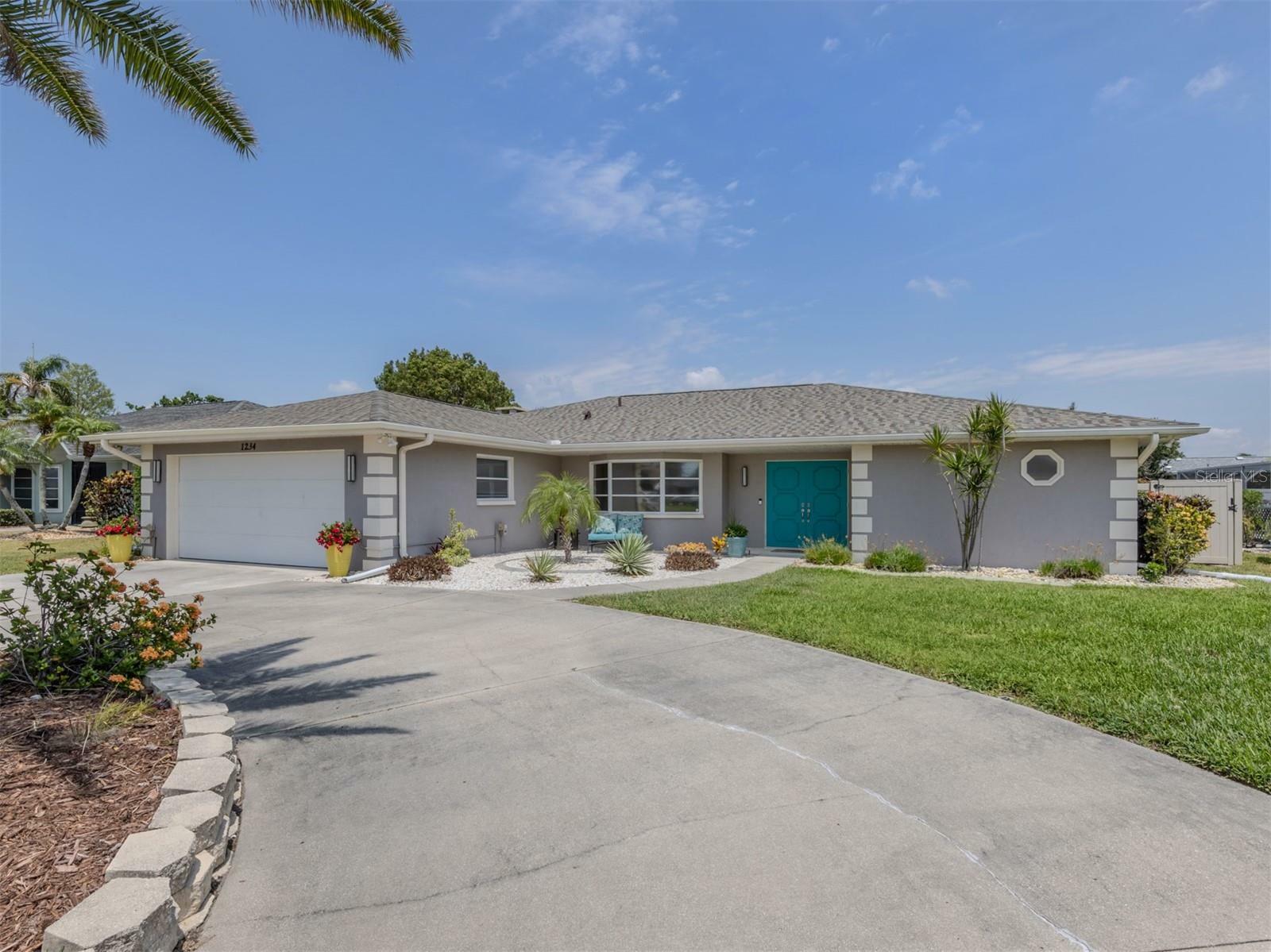 Property Photo: 1234 Paradise Way FL 34285