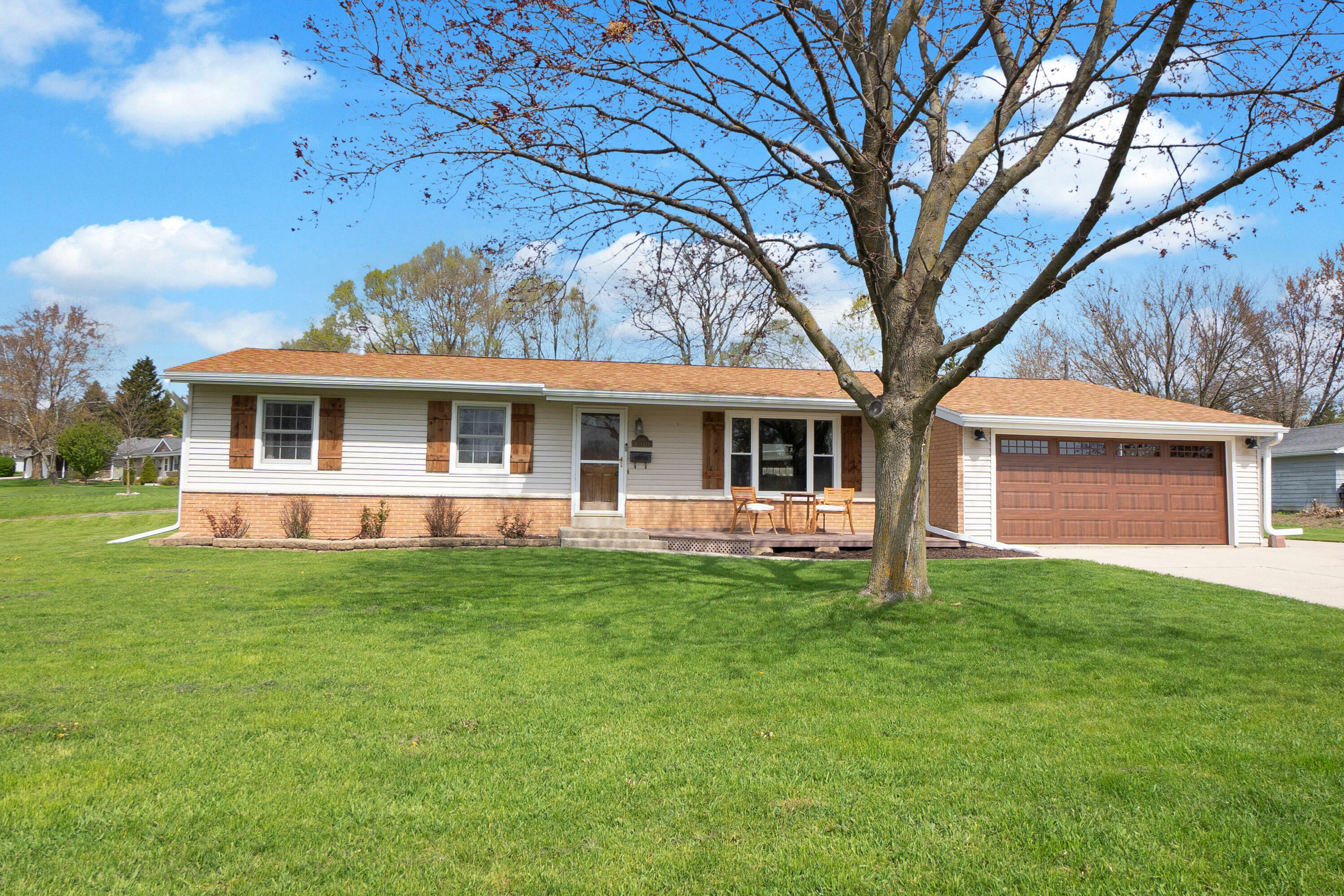 Property Photo: N90w18428 Princeway - WI 53051