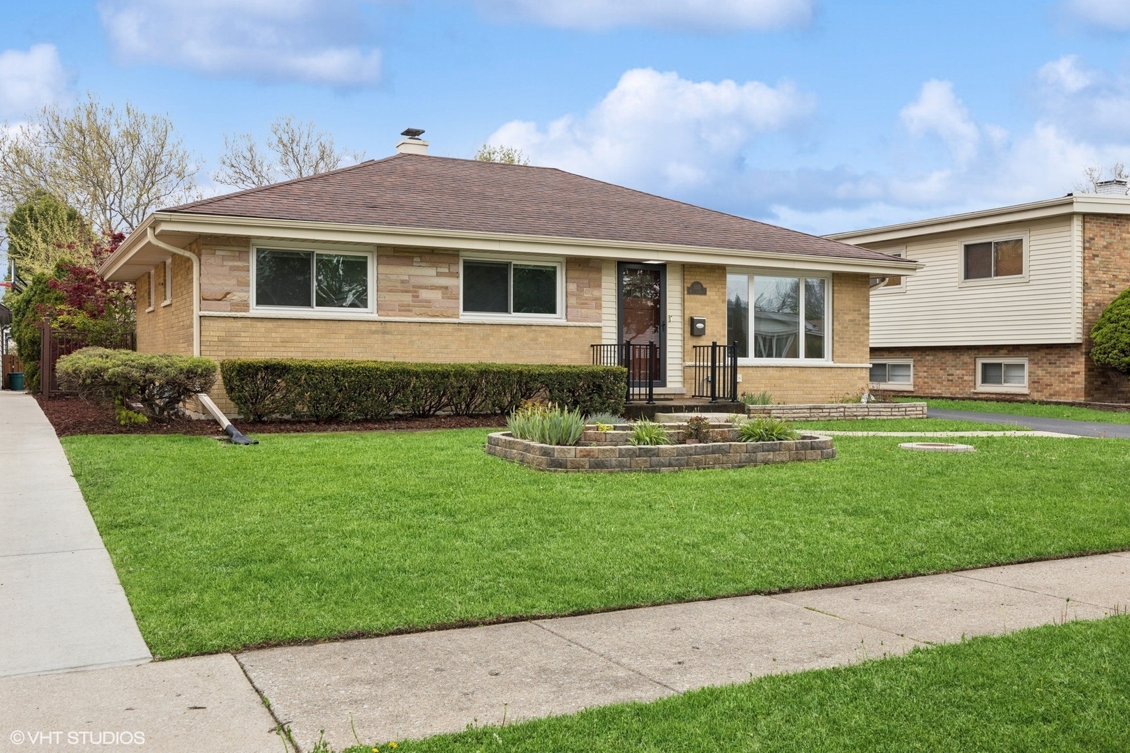 Property Photo:  11115 Windsor Drive  IL 60154 
