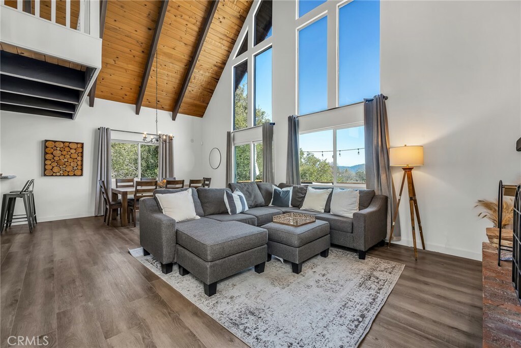Property Photo: 27528 Matterhorn Drive CA 92352