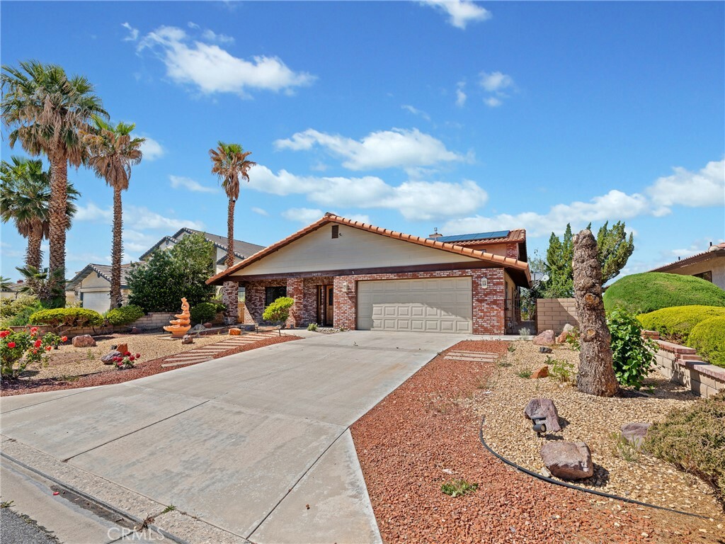 Property Photo: 14053 Driftwood Drive CA 92395