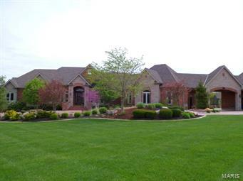 Property Photo: 202 Logans Court MO 63348