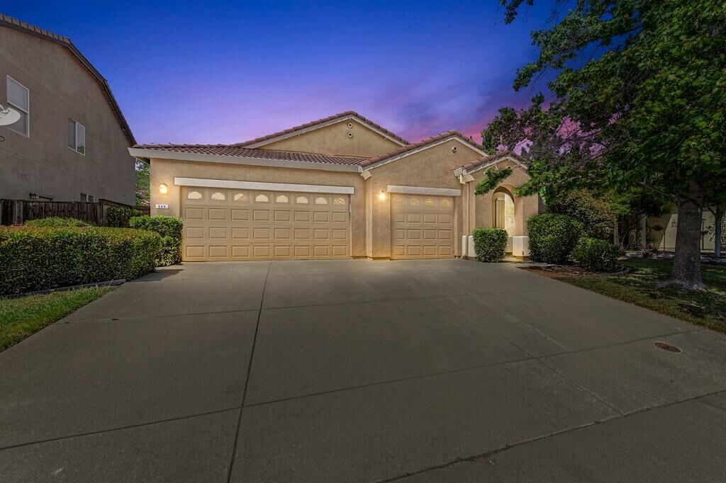 Property Photo: 646 Farrington Lane CA 95648