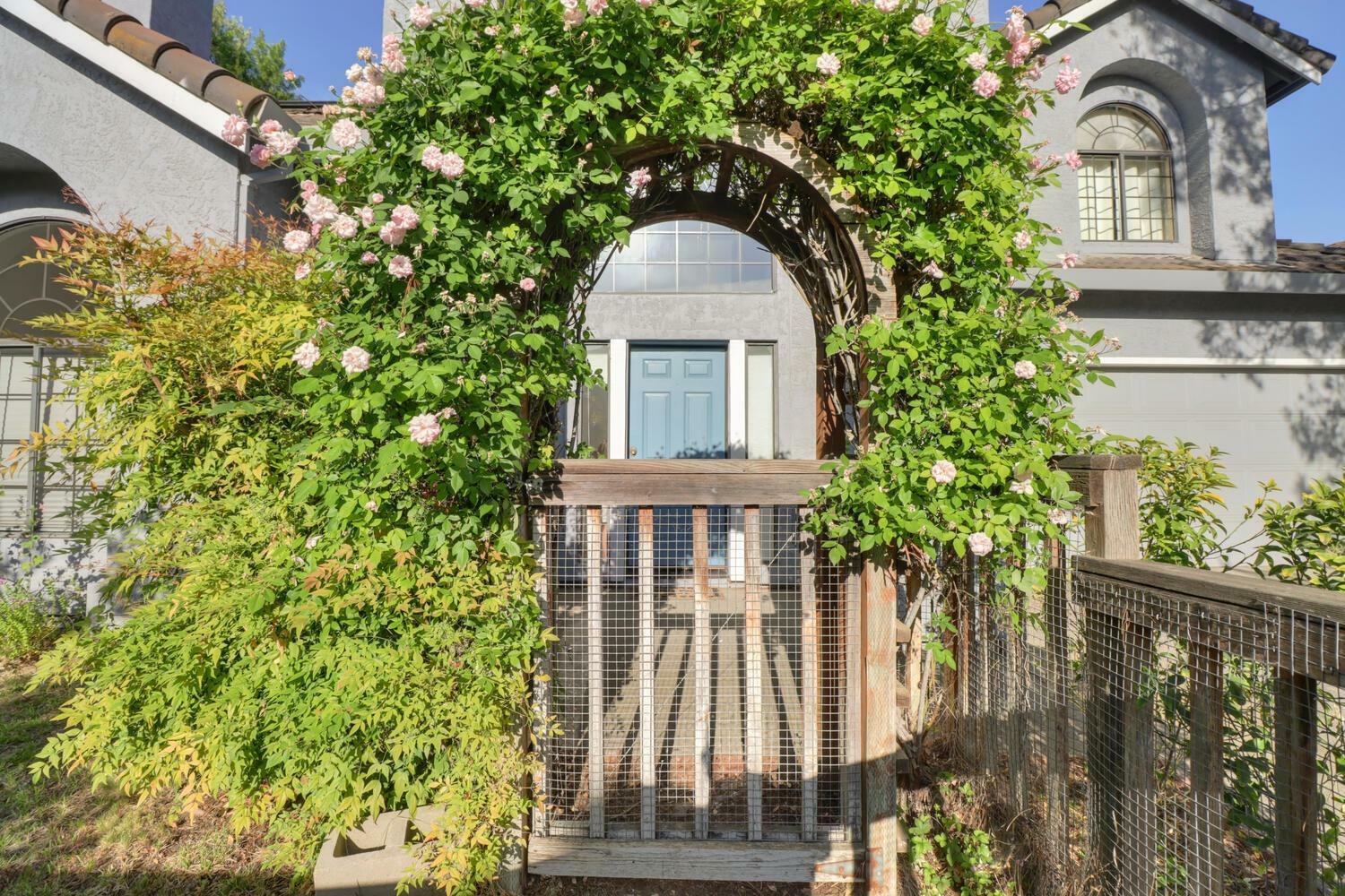Property Photo: 1110 Garfield Terrace CA 95616