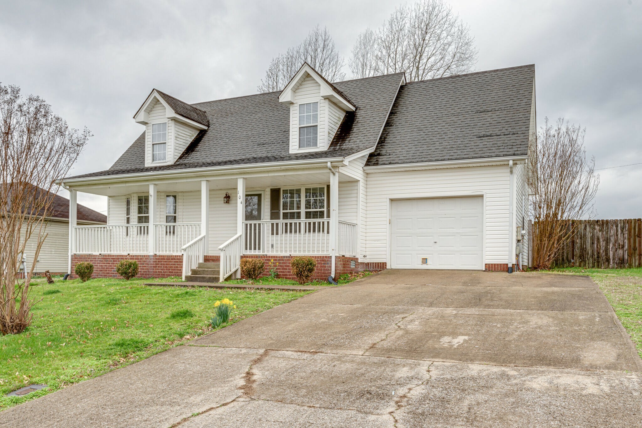 Property Photo: 104 Amelia Ct TN 37072