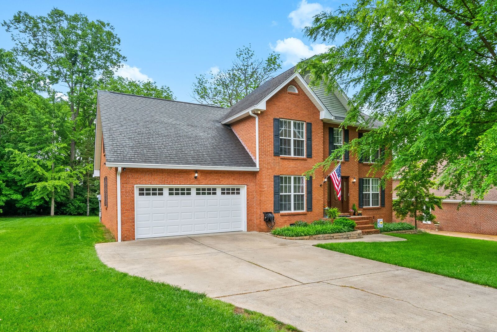 Property Photo: 331 Bayhill Dr TN 37066