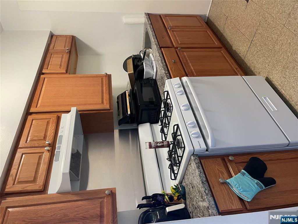 Property Photo:  101 Center 12  NJ 07011 