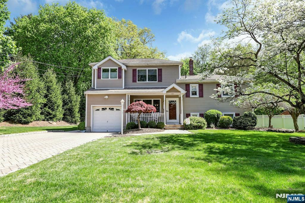 Property Photo: 637 Aster Lane NJ 07675