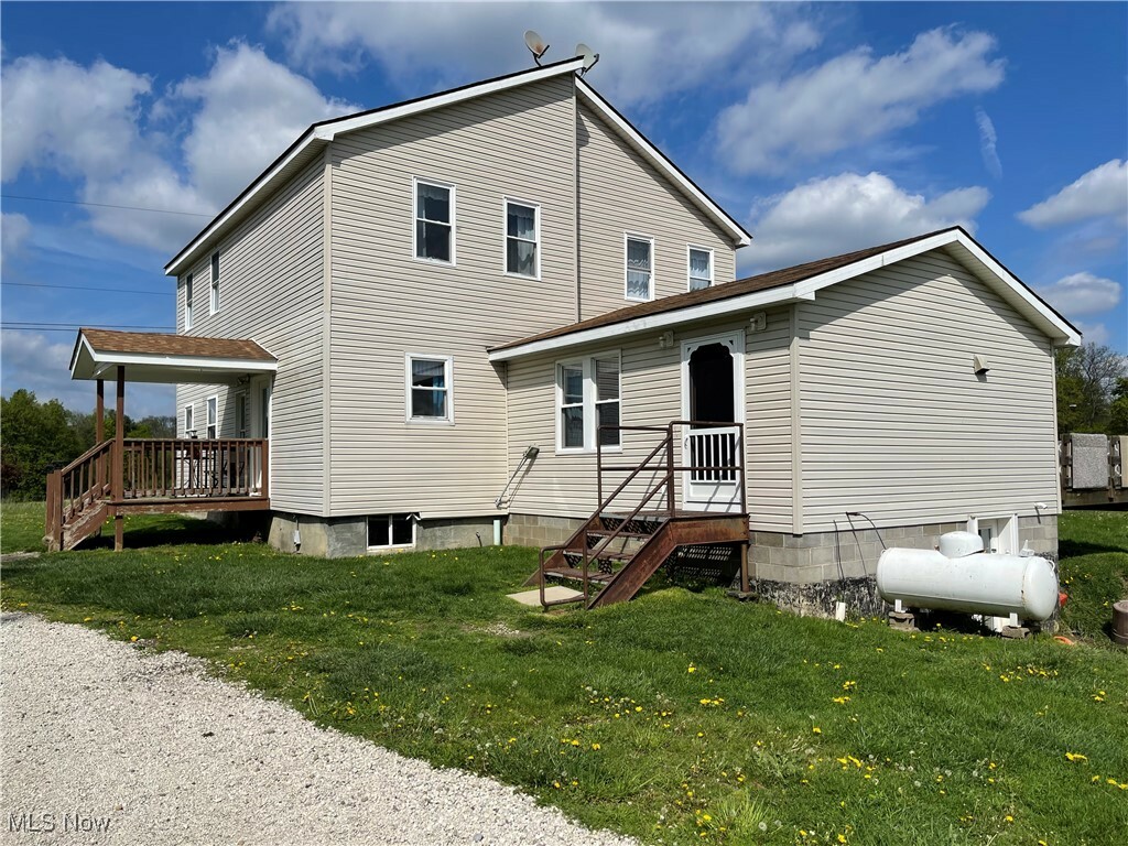 Property Photo: 9207 Plank Road OH 44450