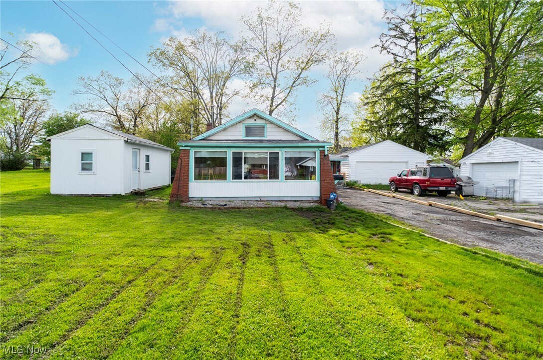 Property Photo: 414 N Dunlap Avenue OH 44509