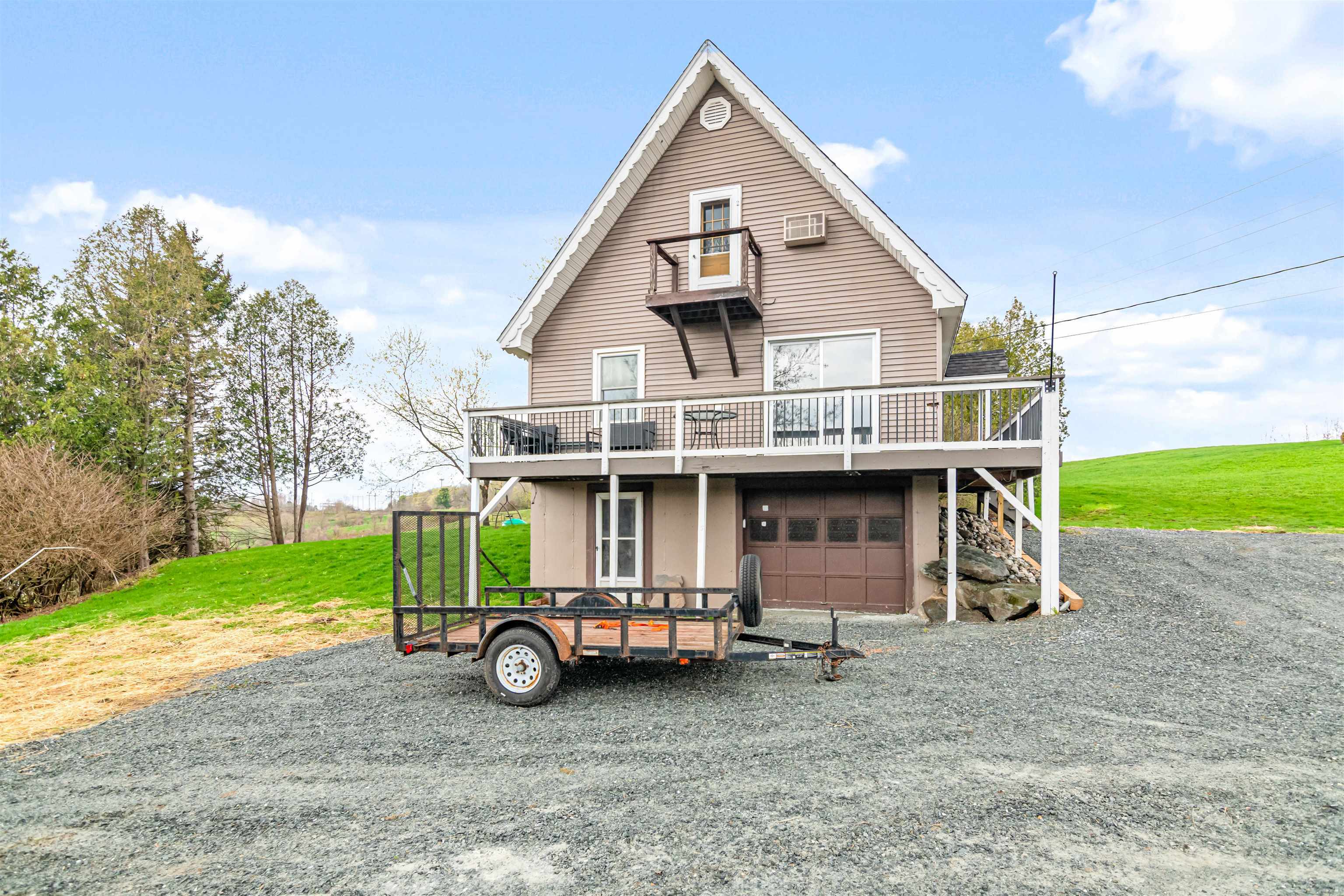 Property Photo:  227 W Berkshire Road  VT 05450 