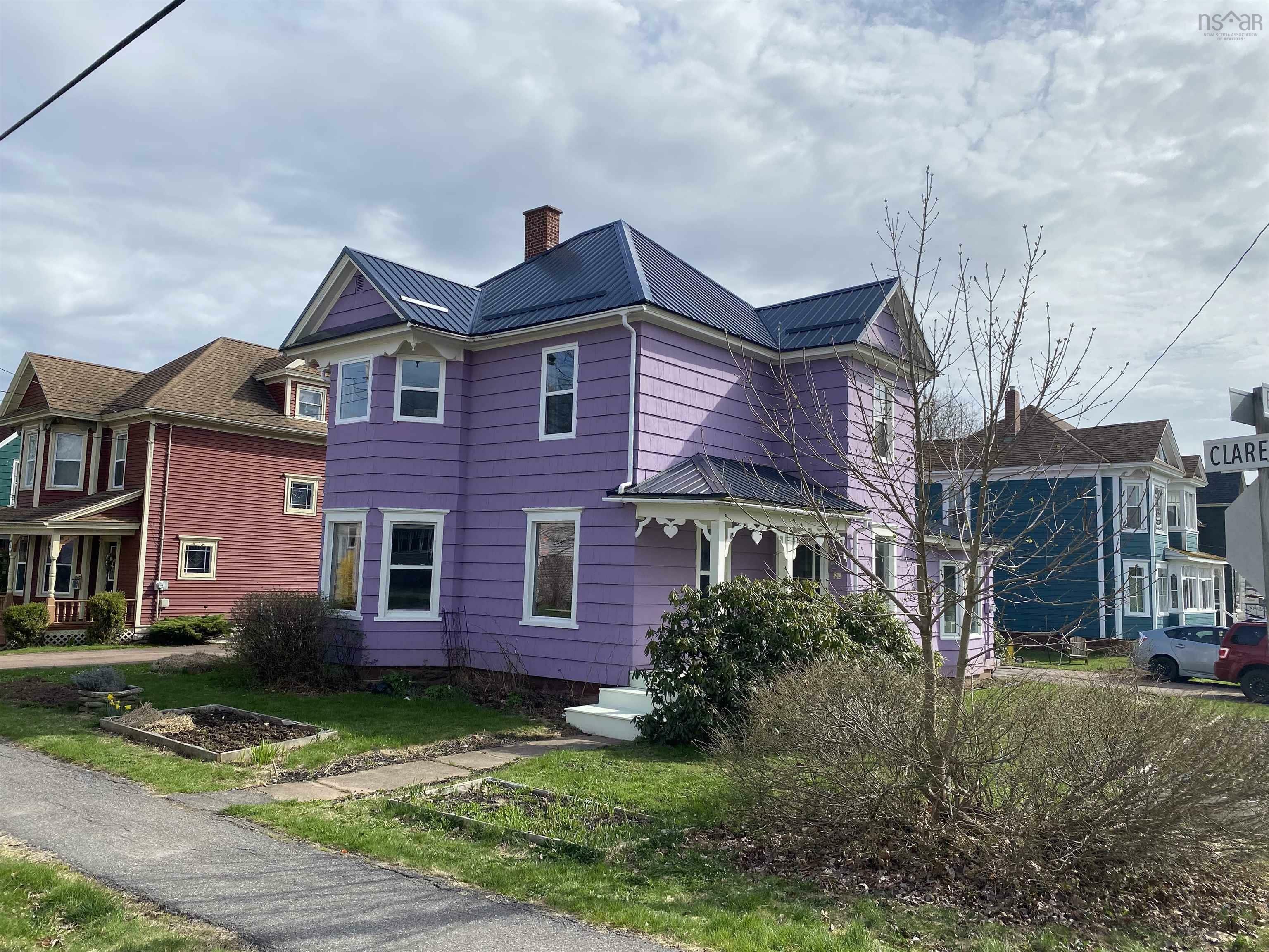 21 Clarence Street  Amherst NS B4N 3P2 photo