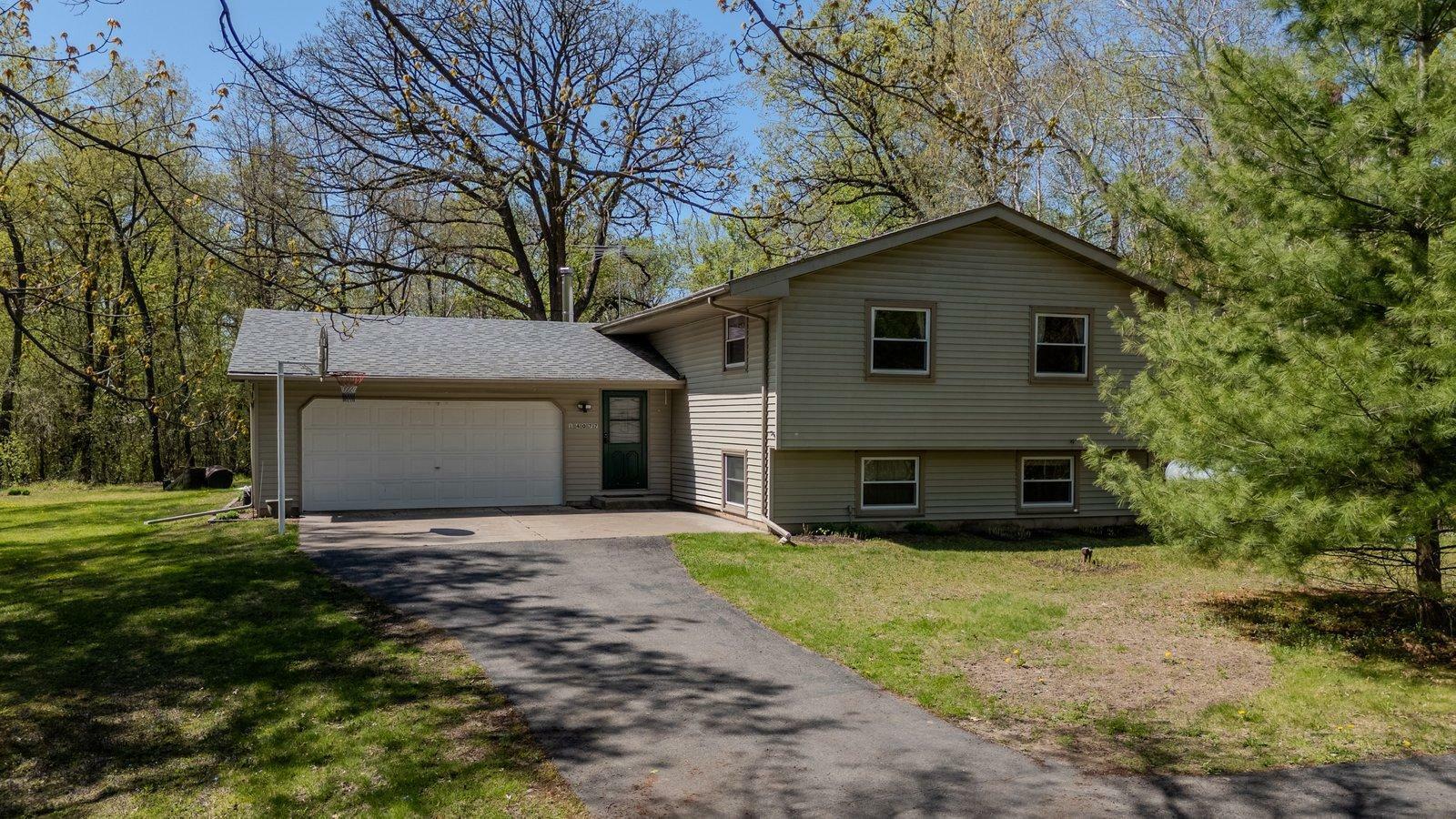 Property Photo: 14077 236th Street N MN 55073