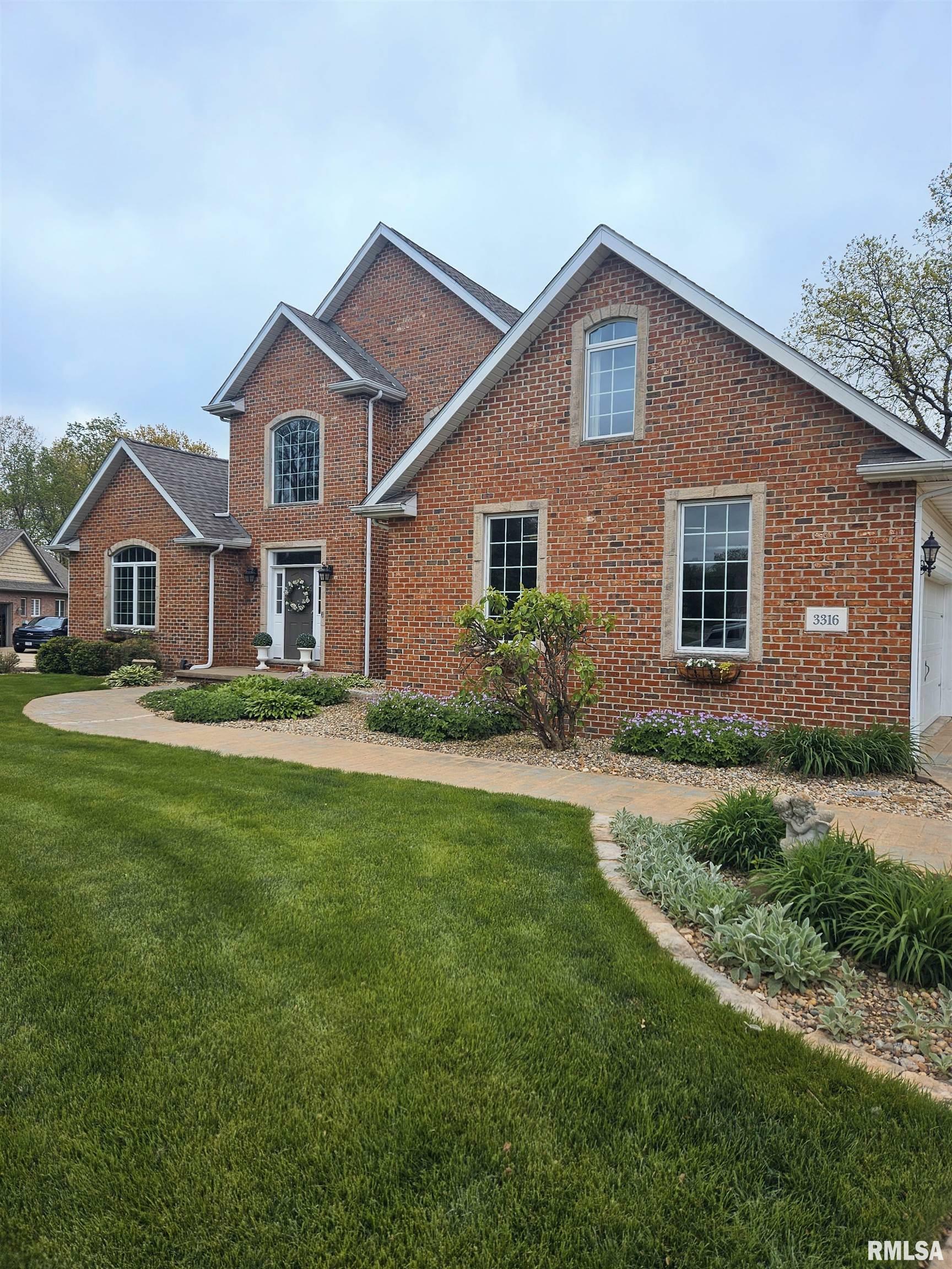 3316 S Thorncrest Court  Mapleton IL 61547 photo
