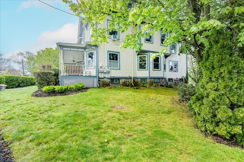 Property Photo:  44 Baker Ave 1  MA 01915 