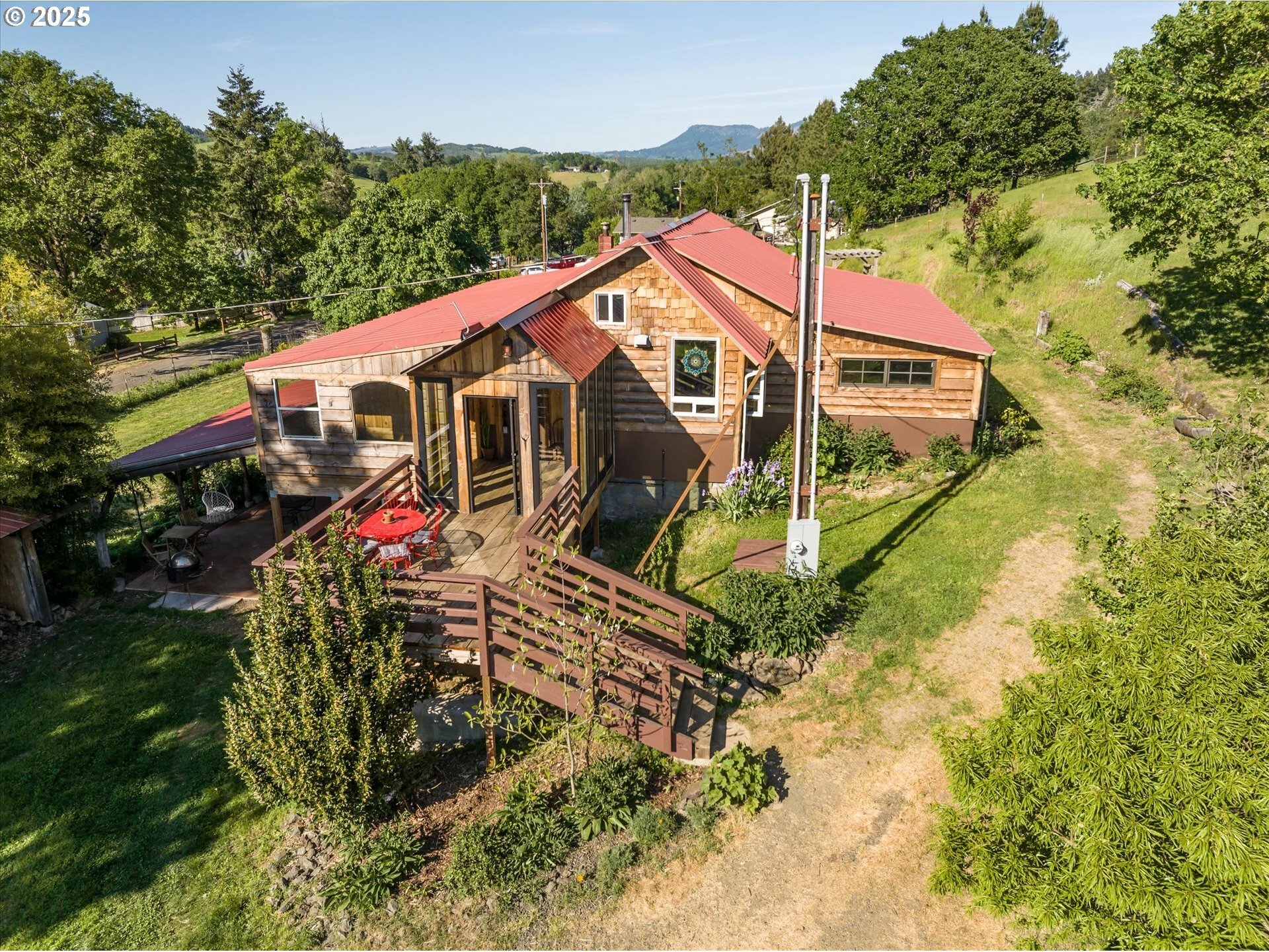 1172 Old Town Loop Rd  Oakland OR 97462 photo