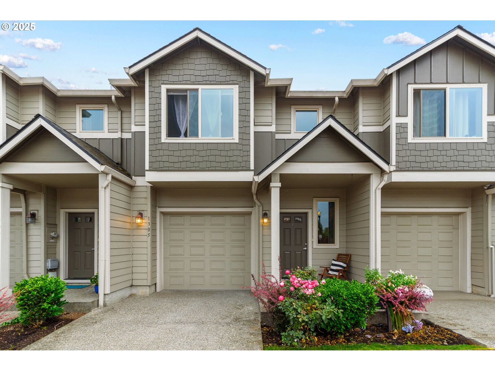 Property Photo:  1305 NE 82nd Dr  WA 98665 
