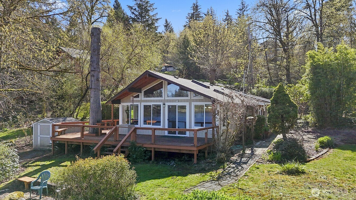 Property Photo: 11007 Tempo Lake Drive SE WA 98513
