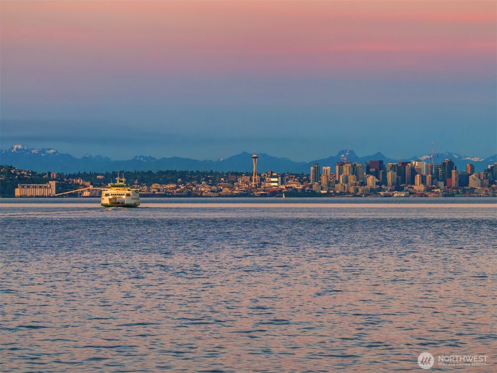 Property Photo: 4300 Rockaway Beach Road NE WA 98110