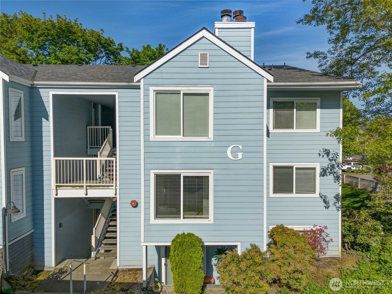 Property Photo: 975 Aberdeen Avenue NE G204 WA 98056