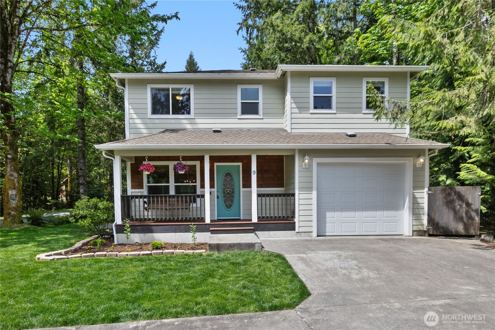 Property Photo:  9  Twin Flower Circle  WA 98229 