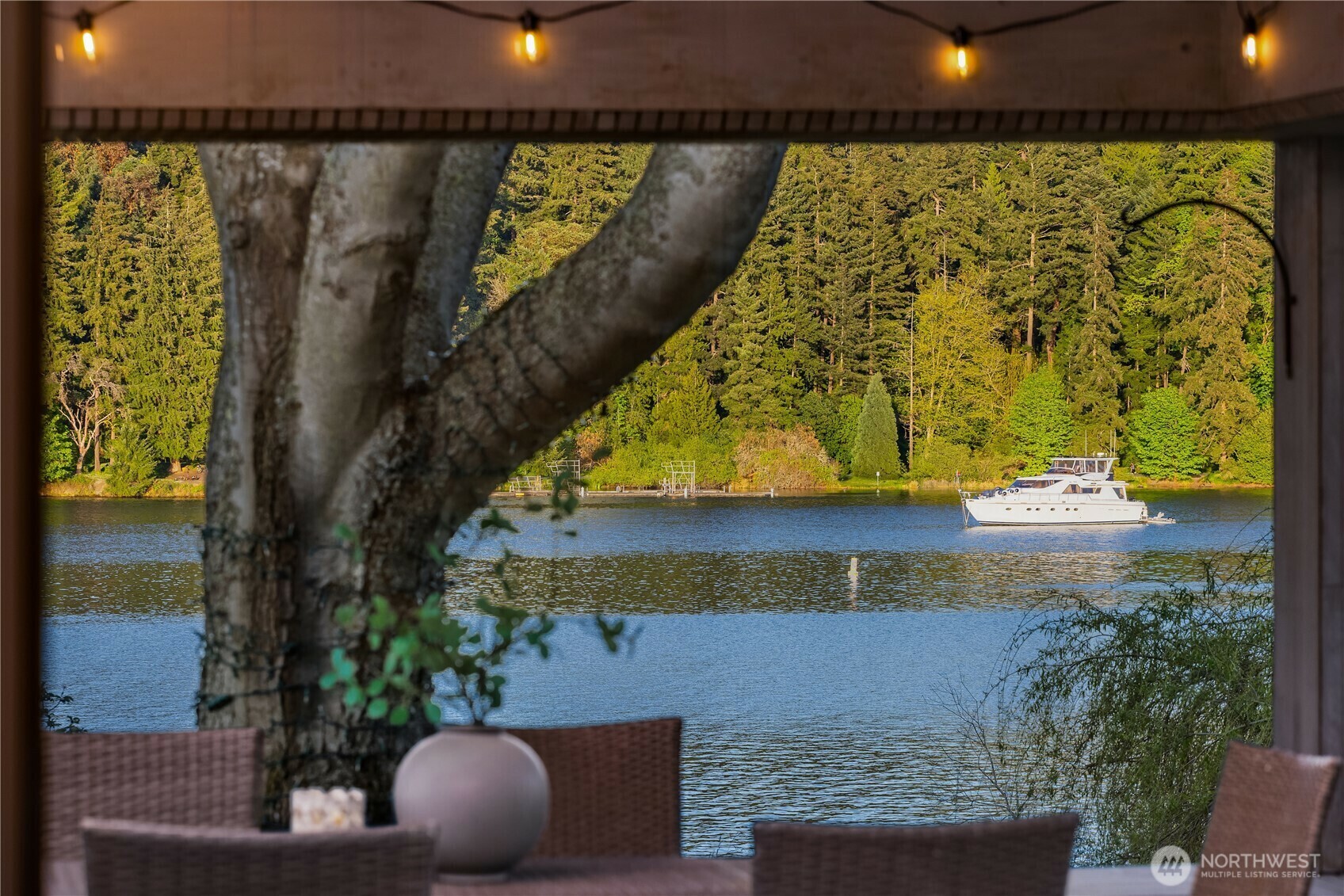 Property Photo: 5063 Lake Washington Boulevard S WA 98118