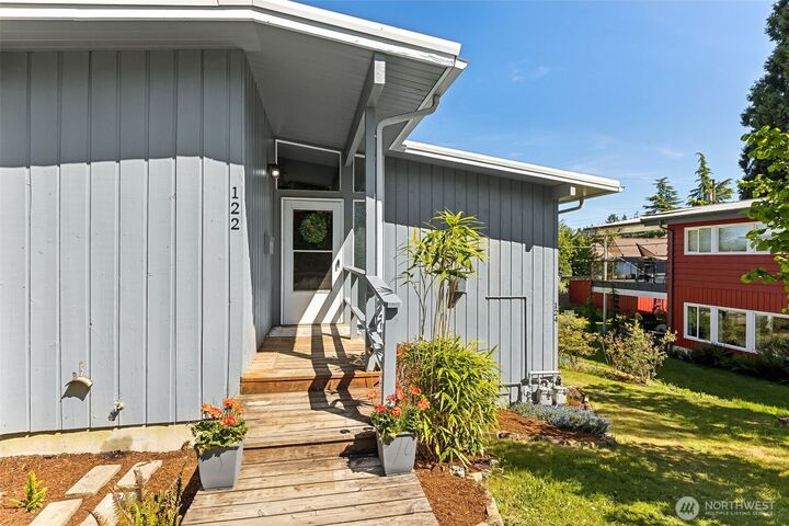 Property Photo: 122 124 Rogers Street NW WA 98502