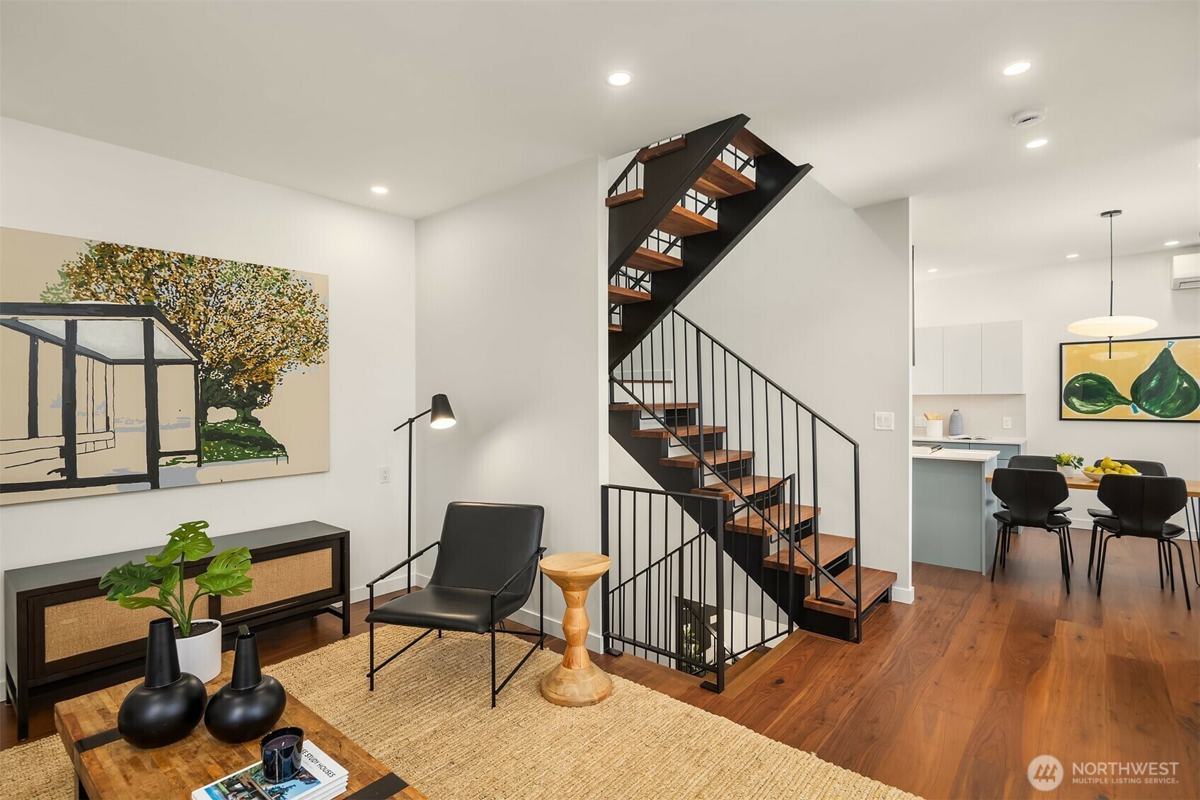 Property Photo: 8054 A Brooklyn Avenue NE WA 98115