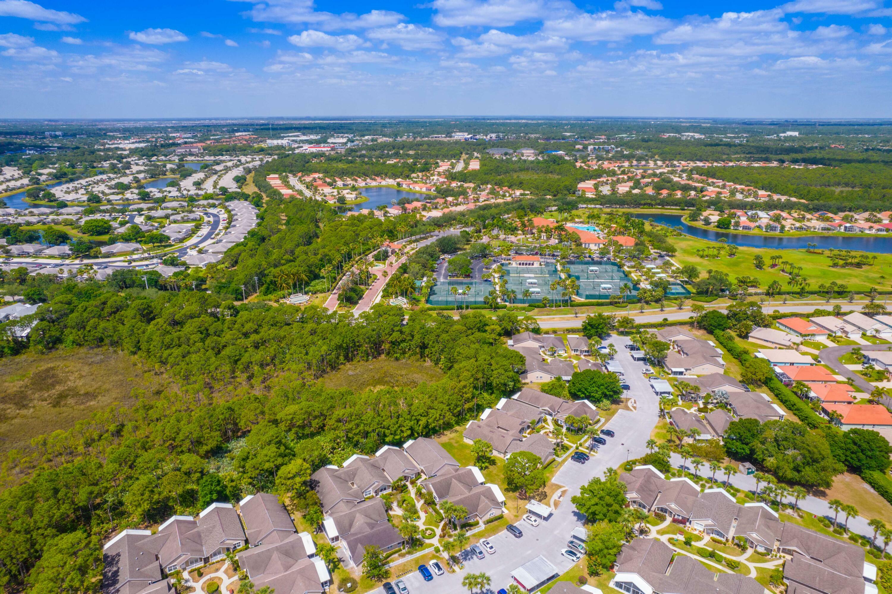 Property Photo:  607 NW San Remo Circle  FL 34986 