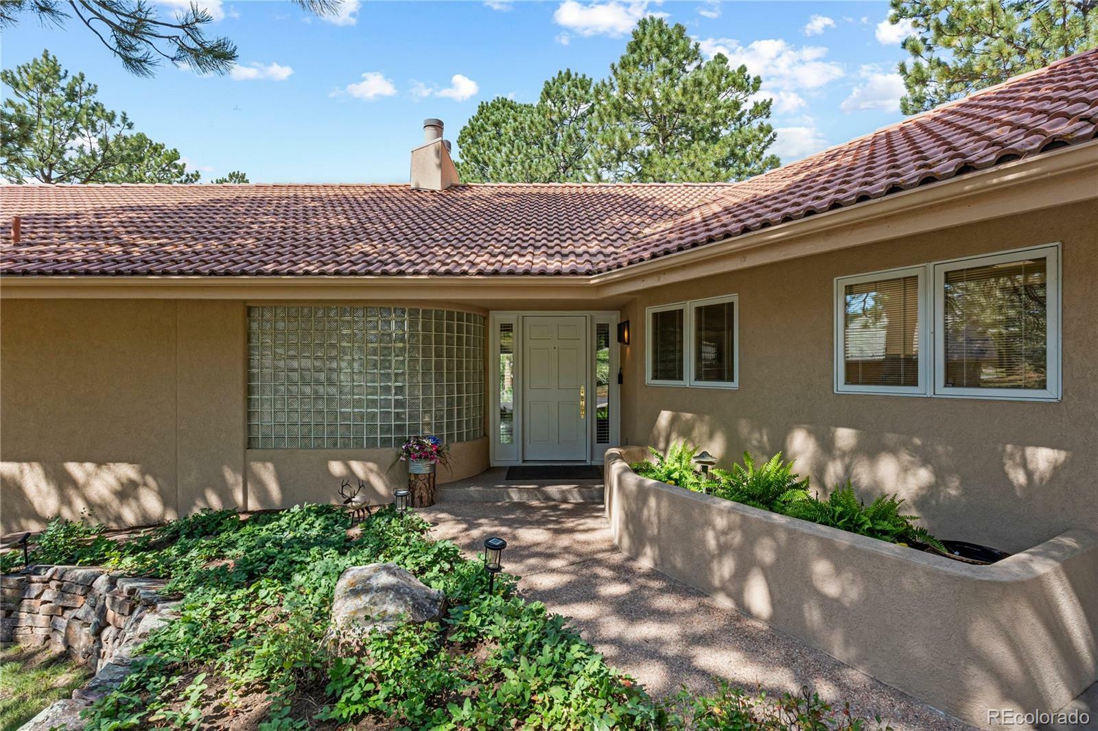 Property Photo: 2235 Stonecrop Way CO 80401