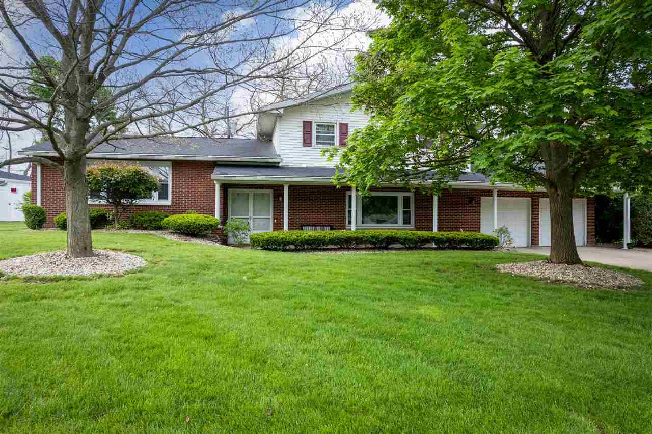 Property Photo: 2805 Reeveston Road IN 47374