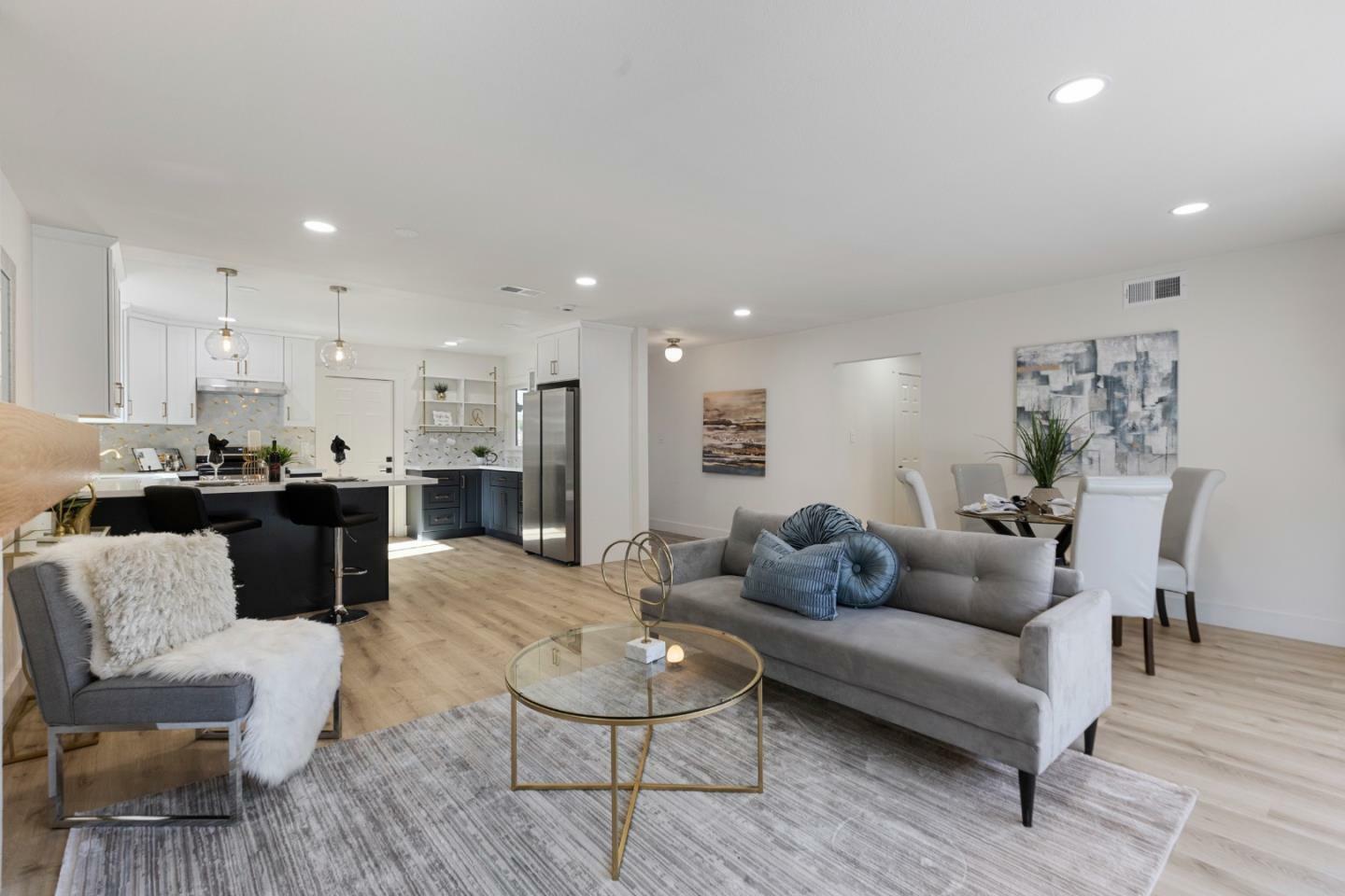 Property Photo: 3004 Vistamont Drive CA 95118