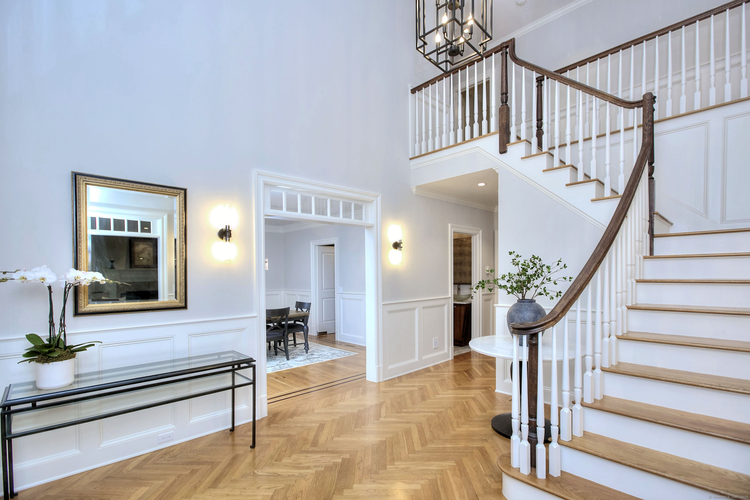Property Photo:  6 Florian Court  CT 06880 
