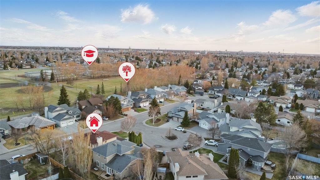 Property Photo: 327 Bonli Place SK S7N 4A2