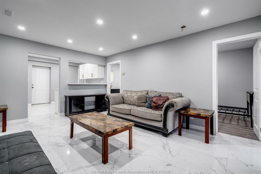 Property Photo: 559 Chatham Street East ON N9A 2X2