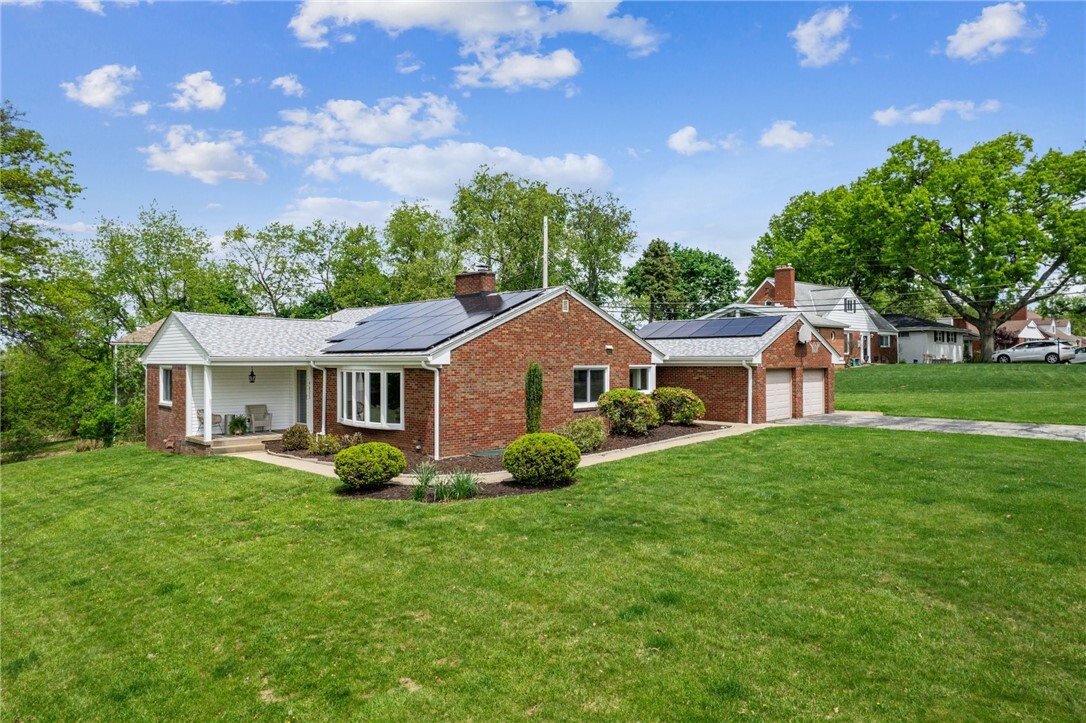 Property Photo:  4625 Doverdell Dr  PA 15236 