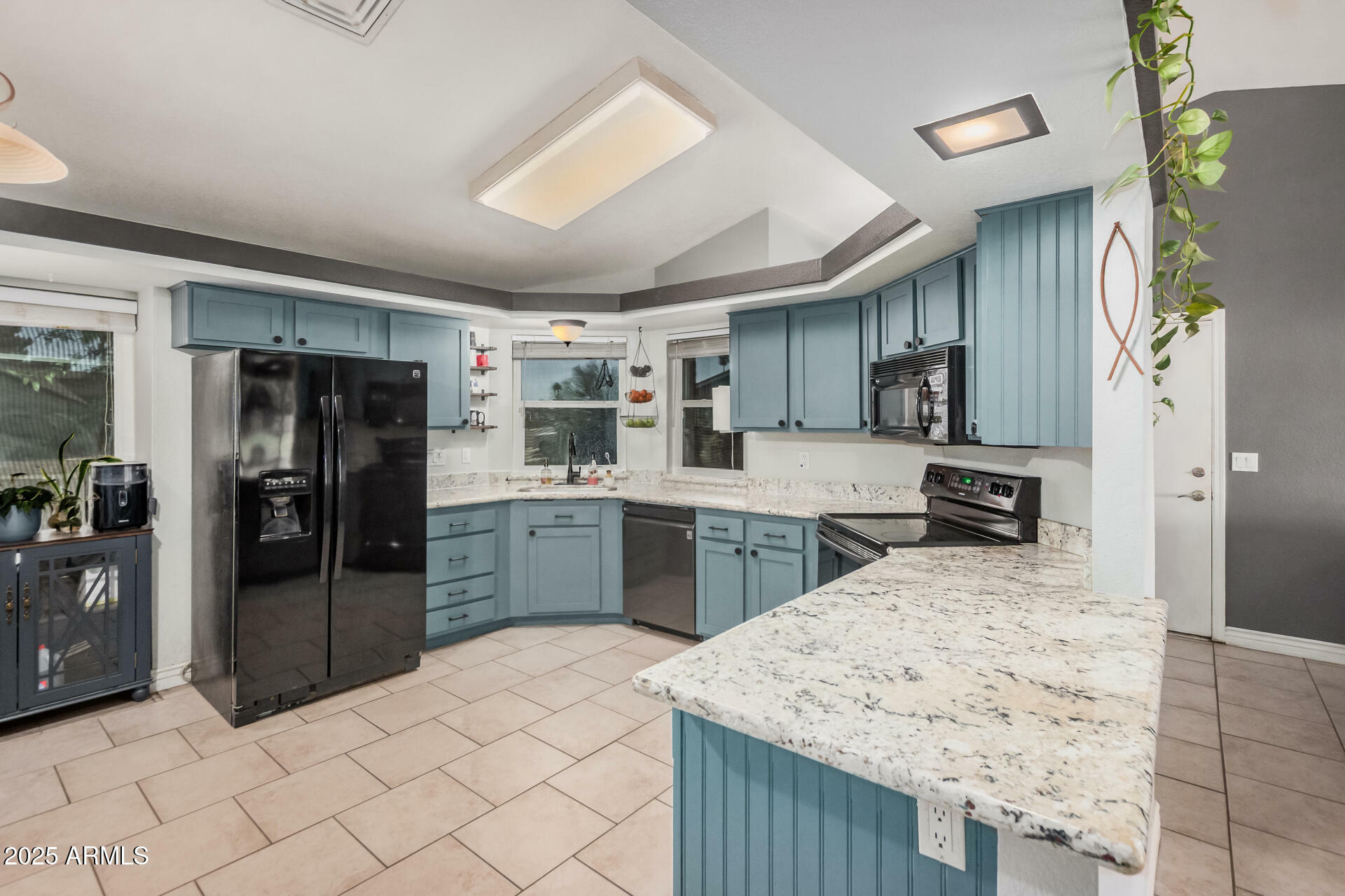 Property Photo: 5624 W Villa Theresa Drive AZ 85308