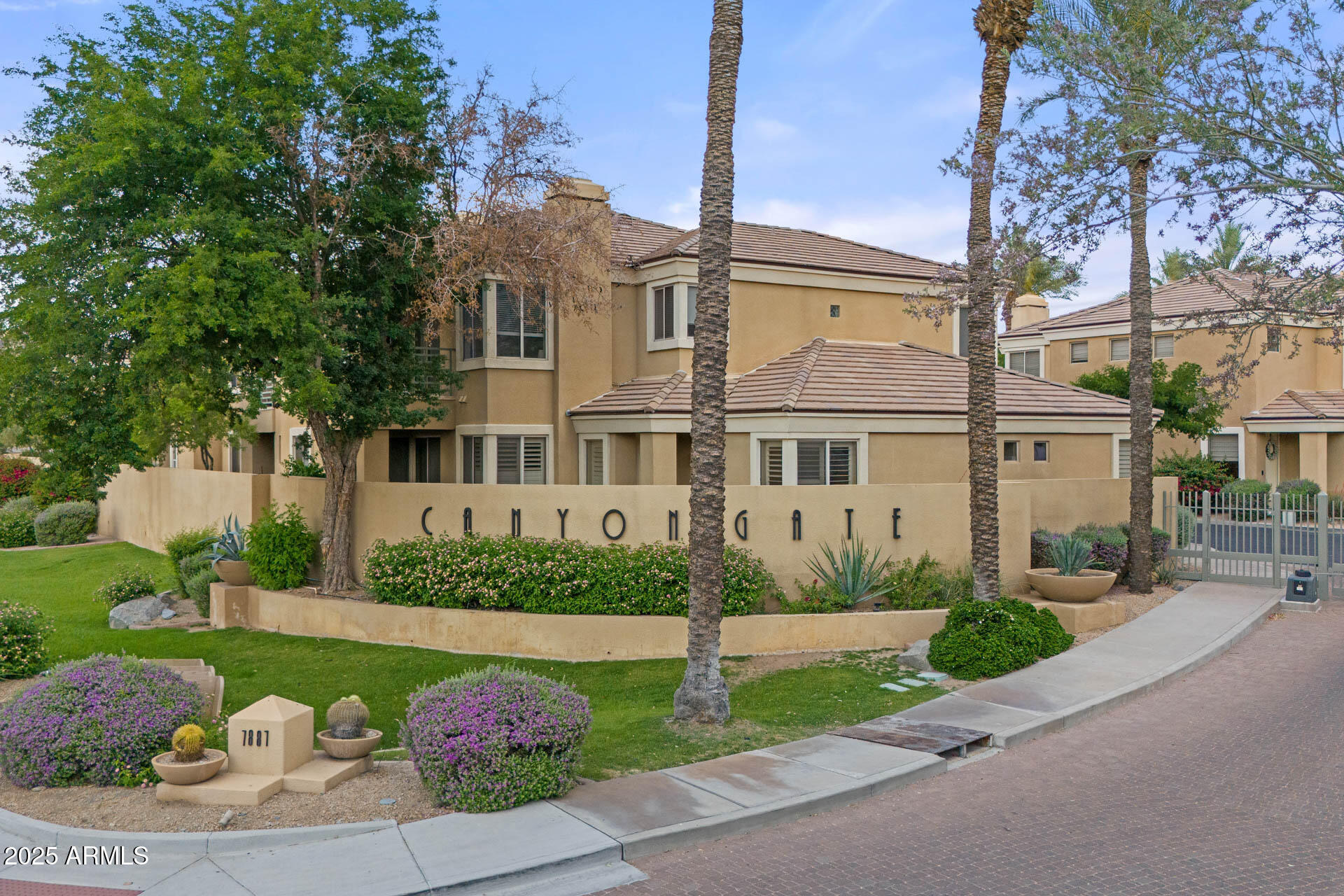 7887 N 16th Street 226  Phoenix AZ 85020 photo