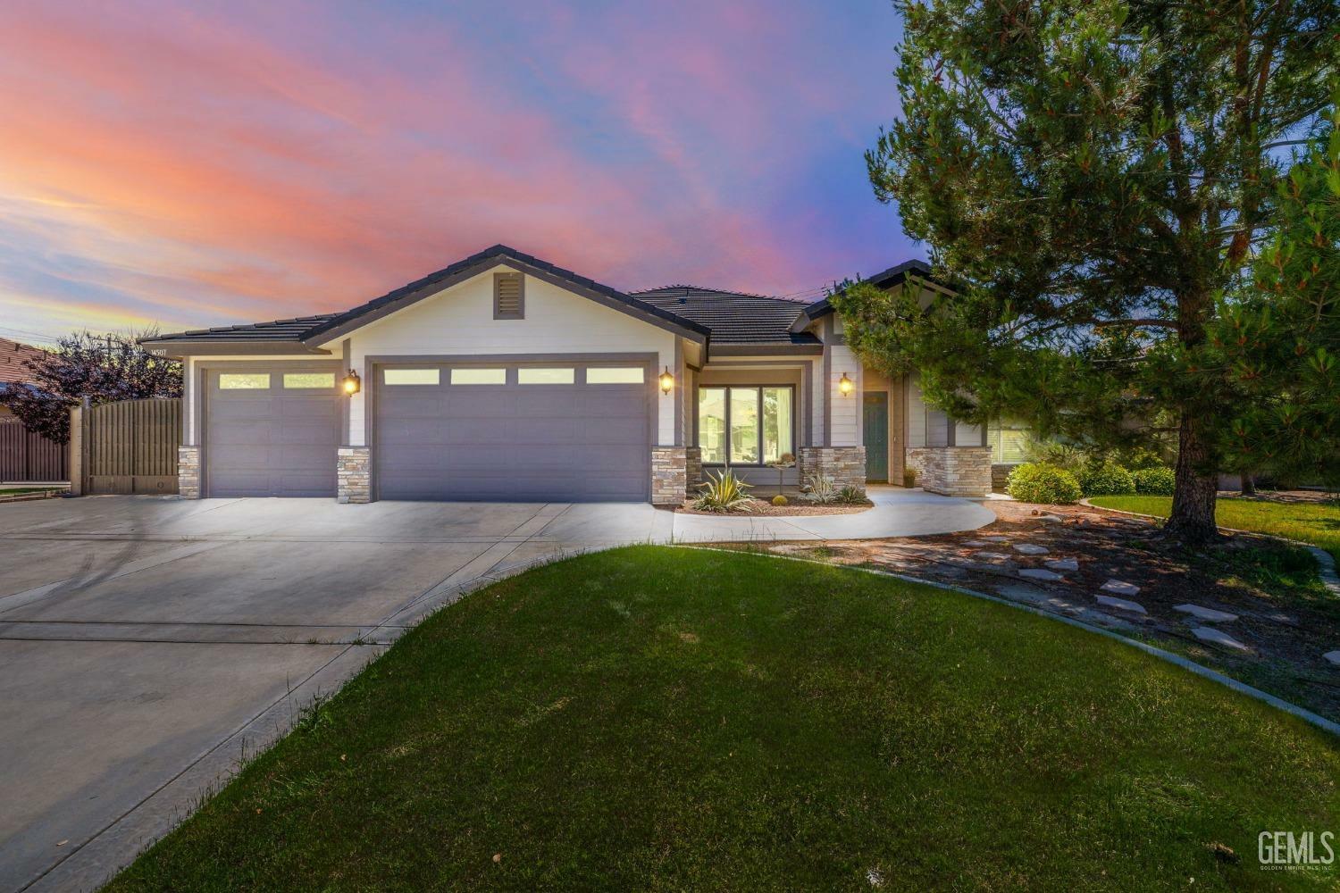 14507 Evadell Court  Bakersfield CA 93314 photo