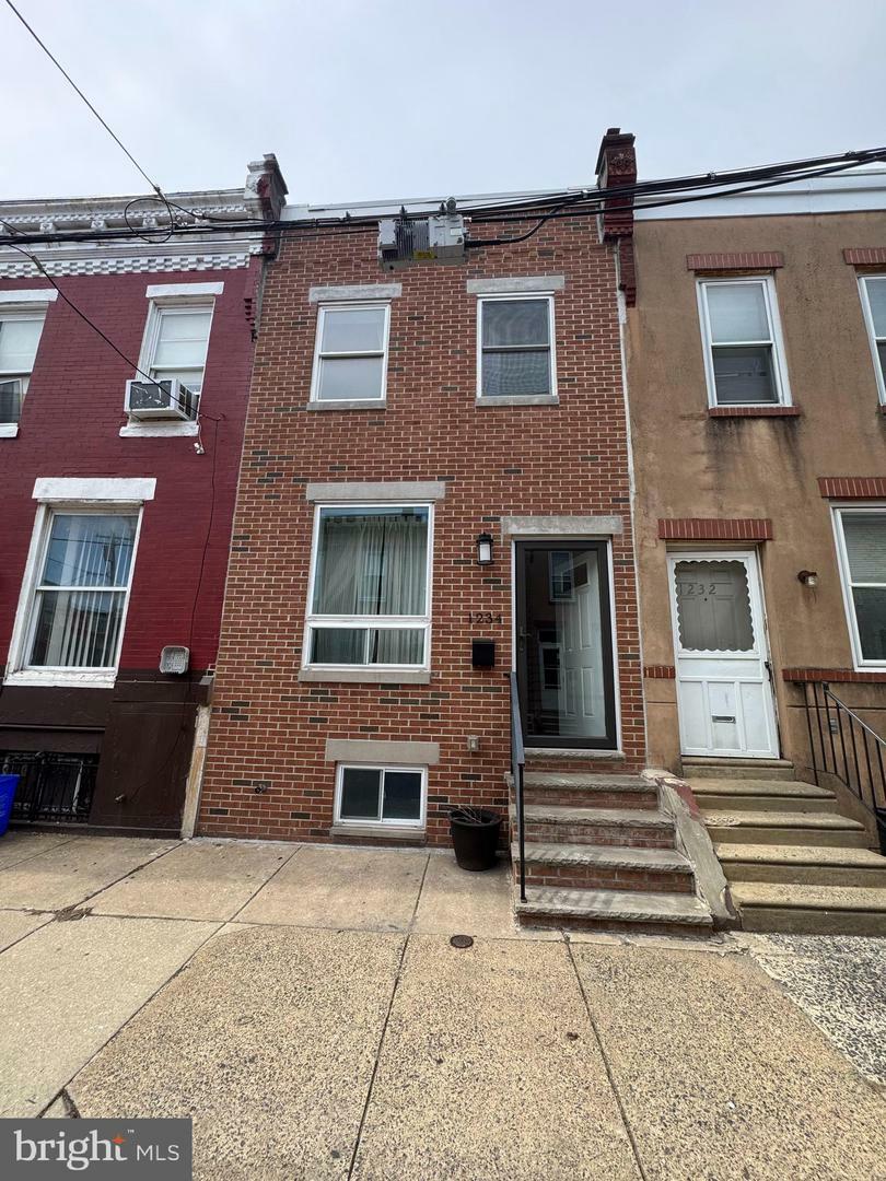 1234 S Bonsall Street  Philadelphia PA 19146 photo