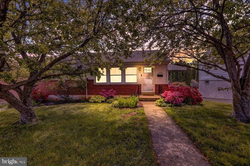 Property Photo: 608 Dorchester Avenue PA 19609